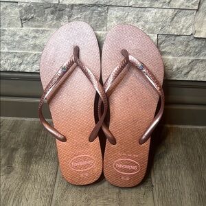 Havaianas Blush Sandals with accent bling stud size 7